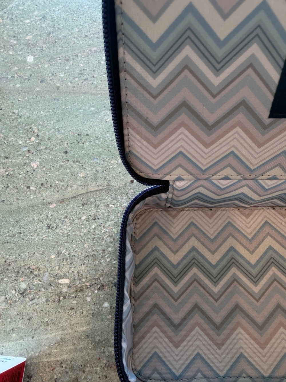 Missoni Navy Quilted Travel Cosmetic Case with Makeup - Picture 8 of 9